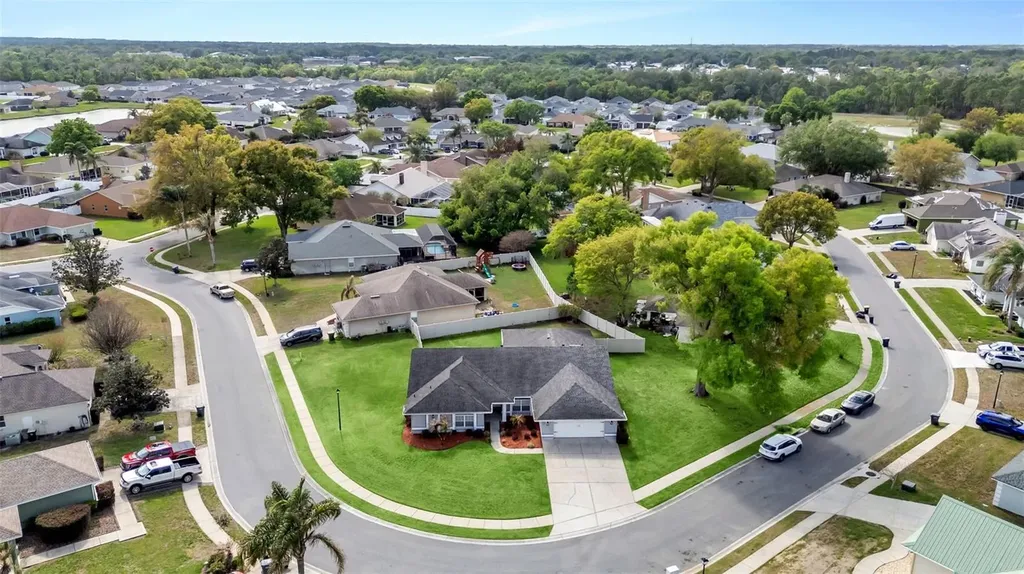 538 Powder Horn Row Lakeland FL 33809