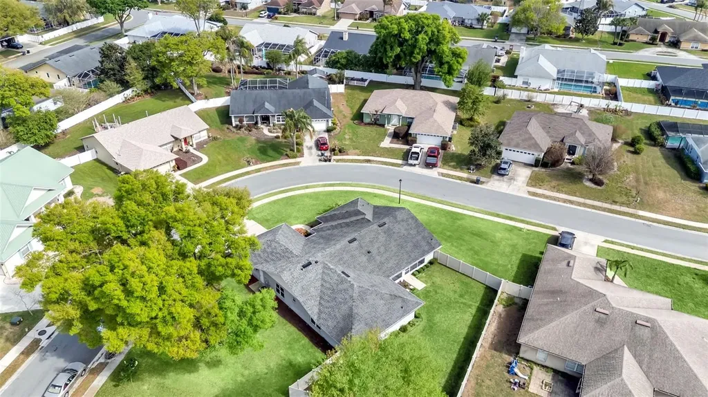 538 Powder Horn Row Lakeland FL 33809