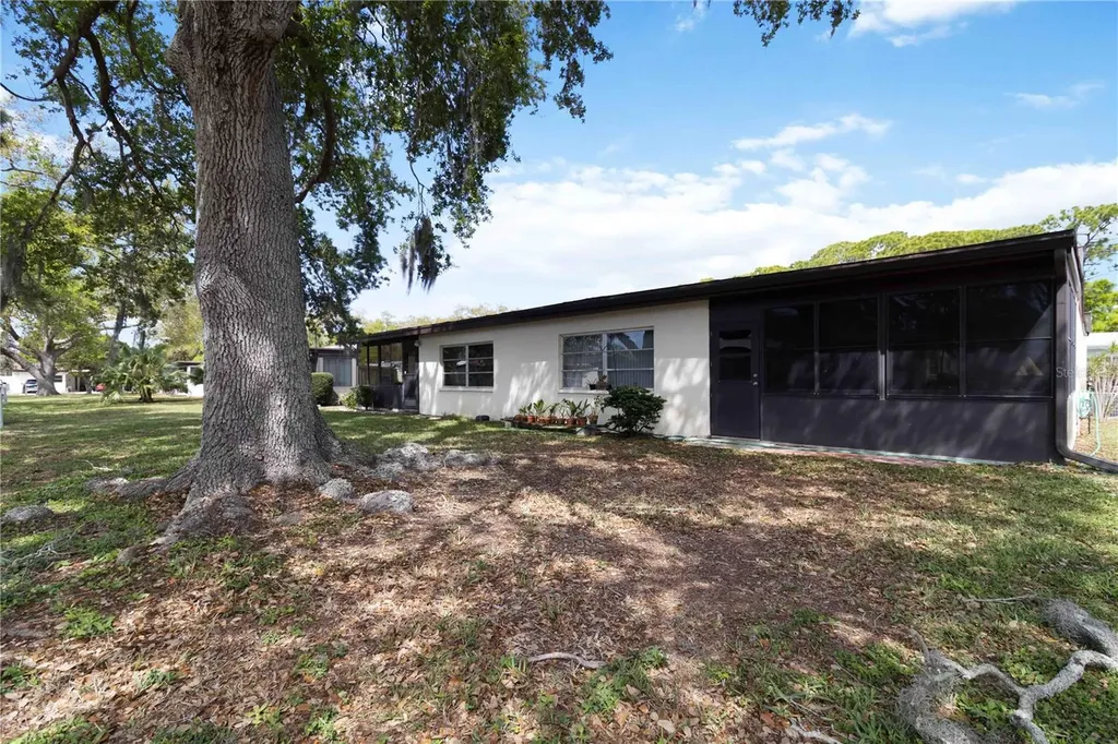6215 Green View Circle Sarasota FL 34231