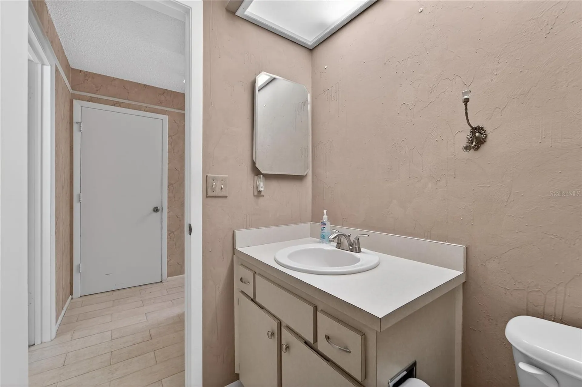 2854 Whitehall Drive Palm Harbor FL 34684