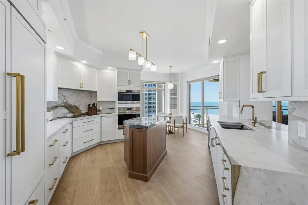 11 Baymont Street Clearwater Beach FL 33767
