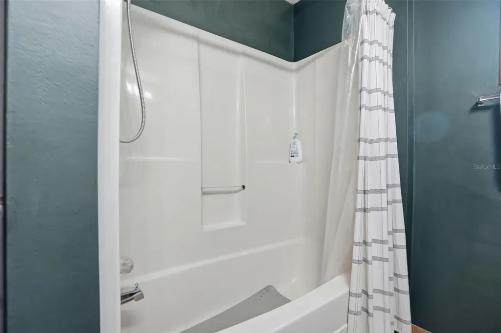 33241 Westwood Drive Dade City FL 33523
