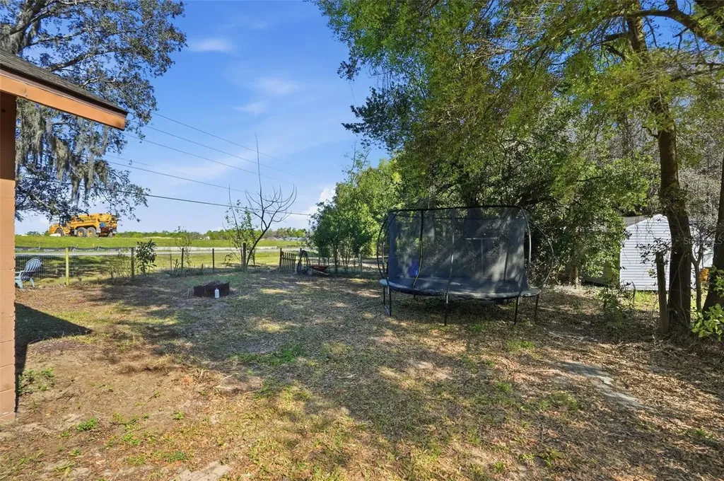 33241 Westwood Drive Dade City FL 33523