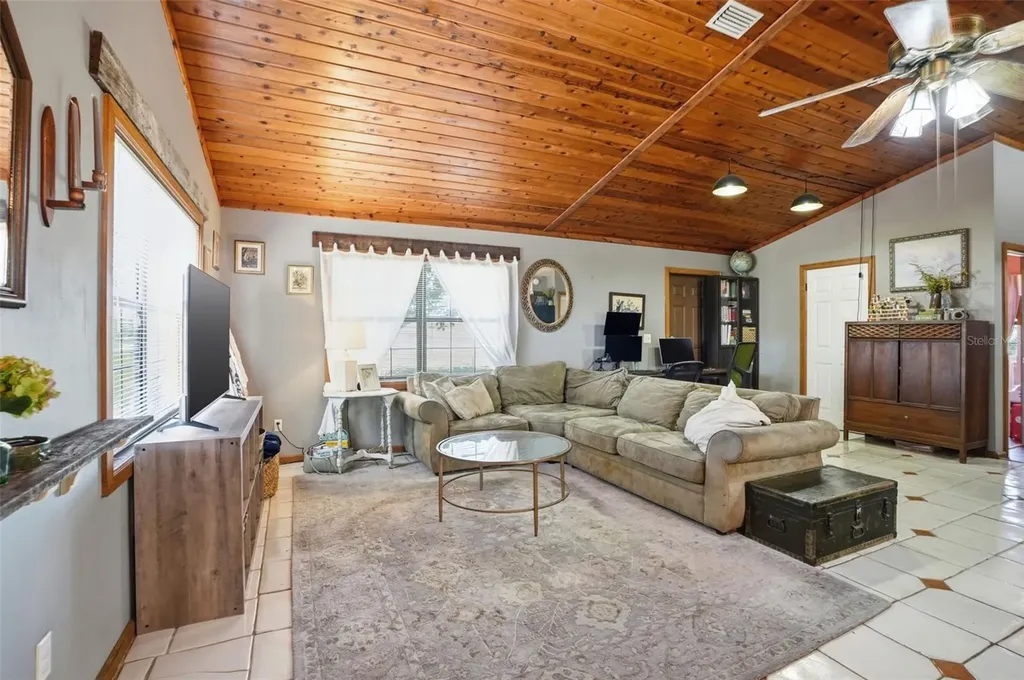 33241 Westwood Drive Dade City FL 33523