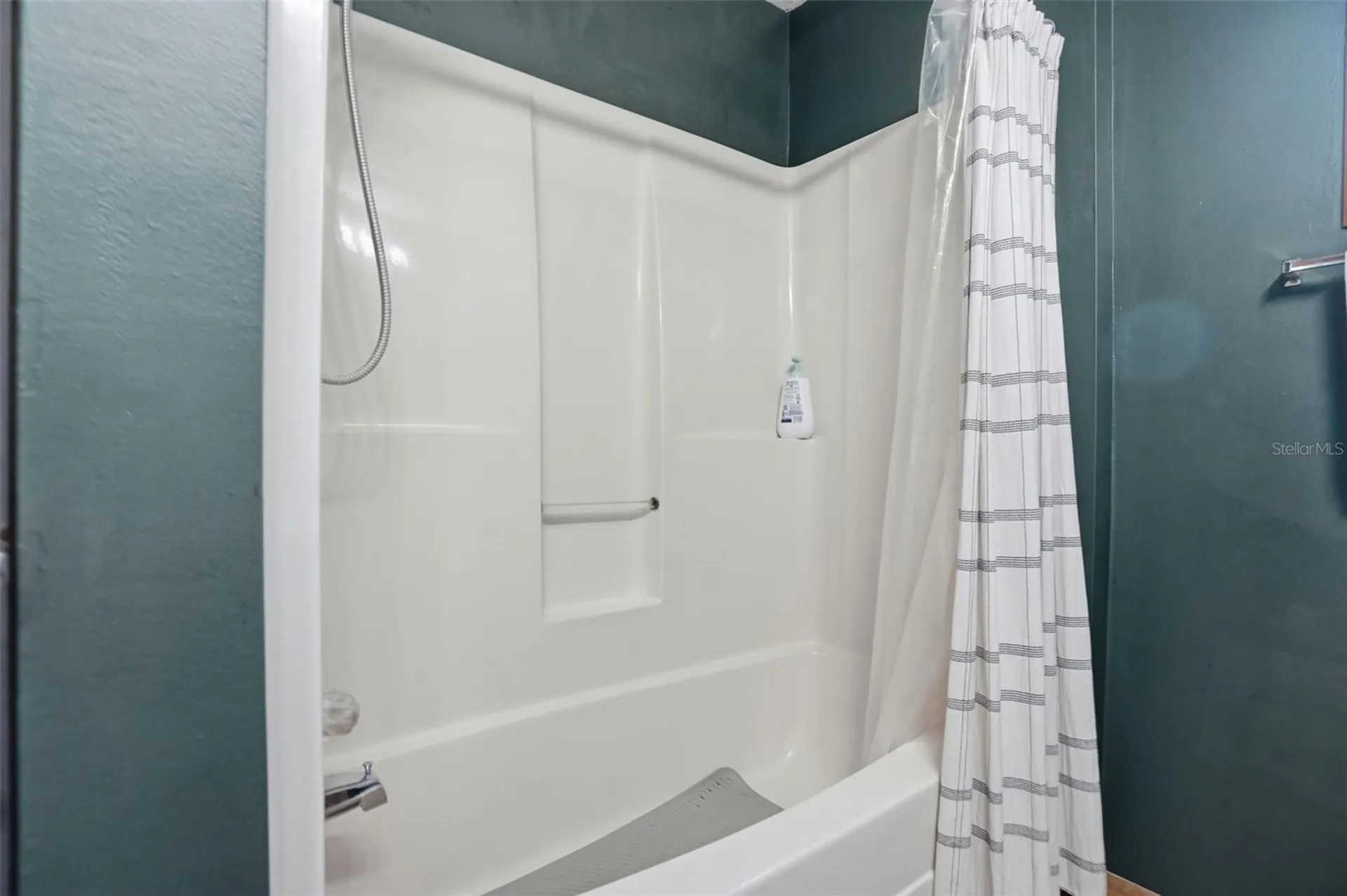 33241 Westwood Drive Dade City FL 33523