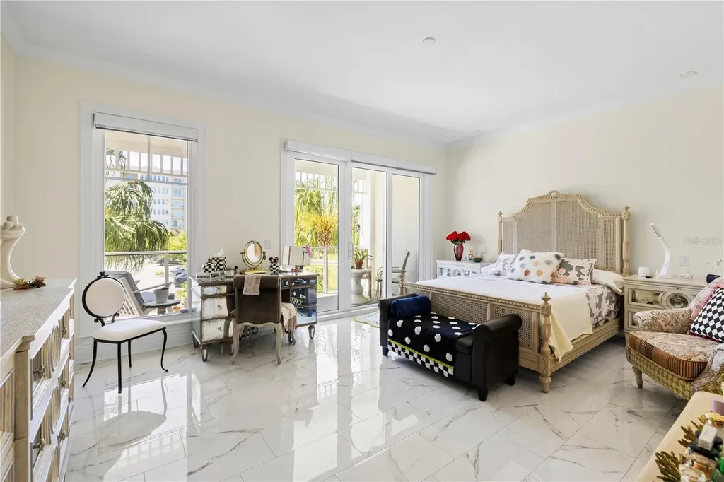 1 Palm Terrace Belleair FL 33756
