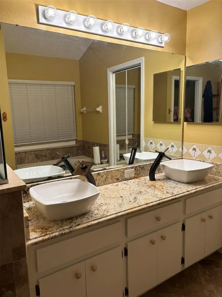 10290 Oasis Palm Drive Tampa FL 33615