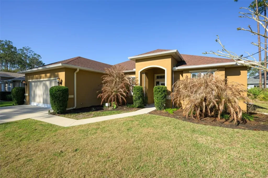3 Lake Charles Place Palm Coast FL 32137