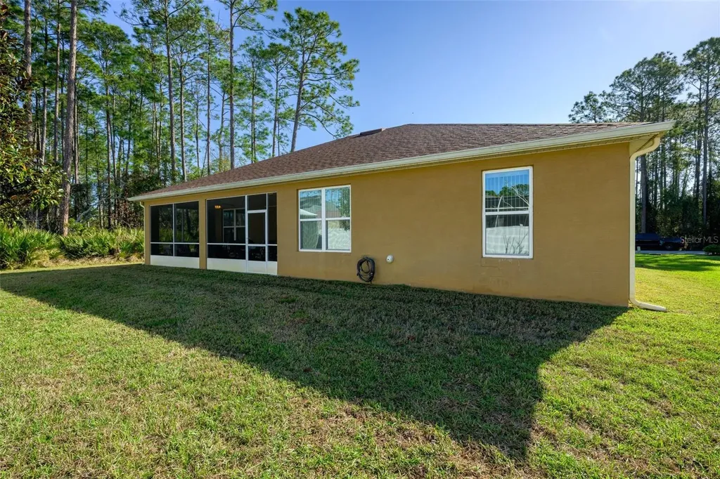 3 Lake Charles Place Palm Coast FL 32137