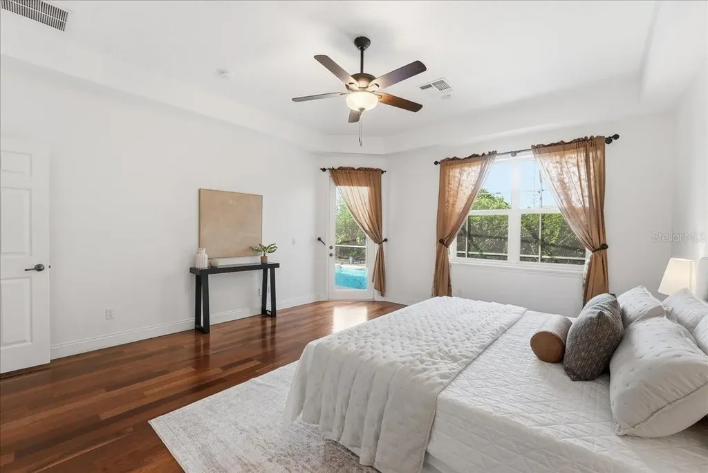 10926 Woodchase Circle Orlando FL 32836