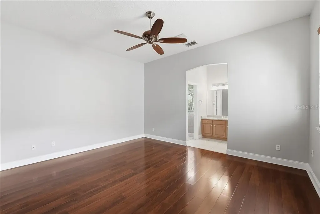 10926 Woodchase Circle Orlando FL 32836