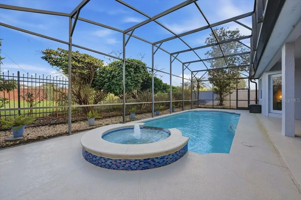 10926 Woodchase Circle Orlando FL 32836