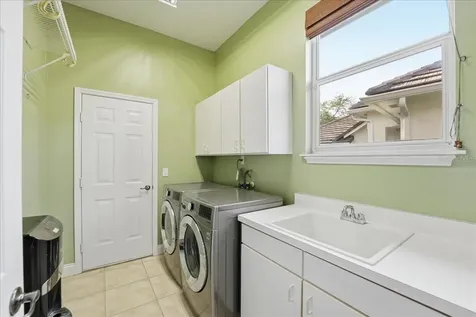 10926 Woodchase Circle Orlando FL 32836