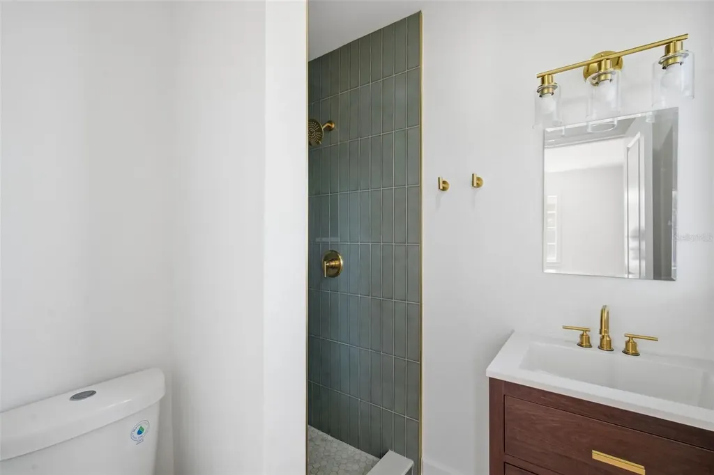 3805 W Pearl Avenue Tampa FL 33611