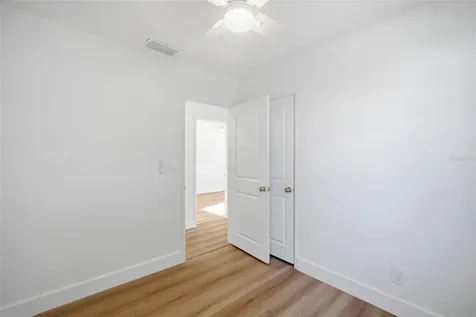 3805 W Pearl Avenue Tampa FL 33611