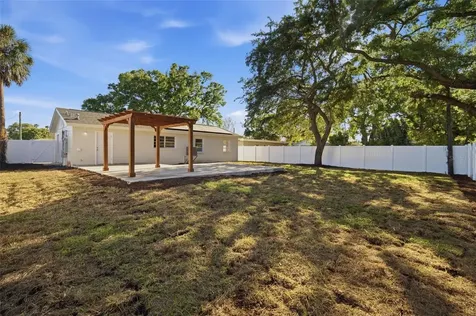 3805 W Pearl Avenue Tampa FL 33611