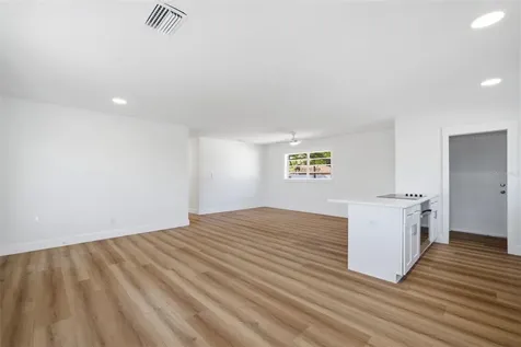 3805 W Pearl Avenue Tampa FL 33611