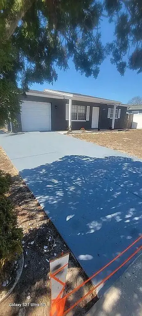 9901 Woodstock Lane Port Richey FL 34668