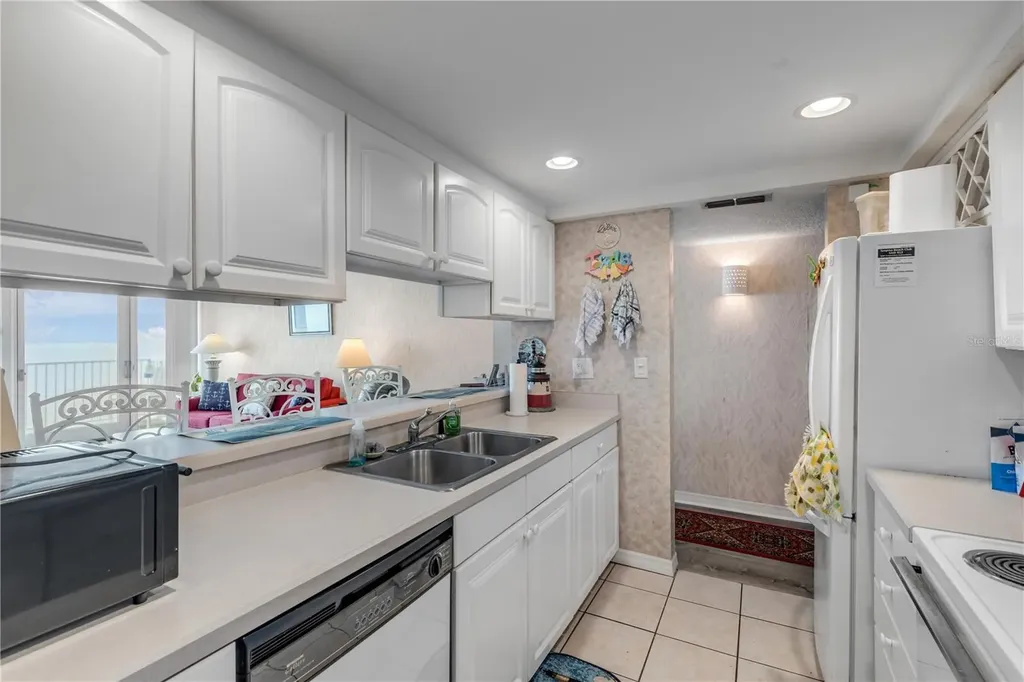 5203 S Atlantic Avenue New Smyrna Beach FL 32169