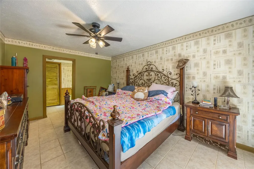 1314 SE 43rd Terrace Cape Coral FL 33904