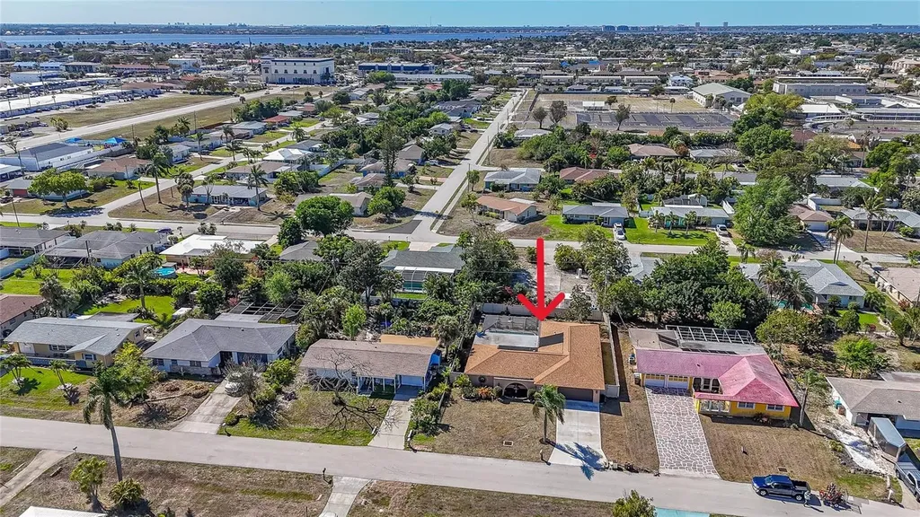 1314 SE 43rd Terrace Cape Coral FL 33904