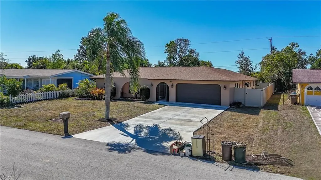 1314 SE 43rd Terrace Cape Coral FL 33904