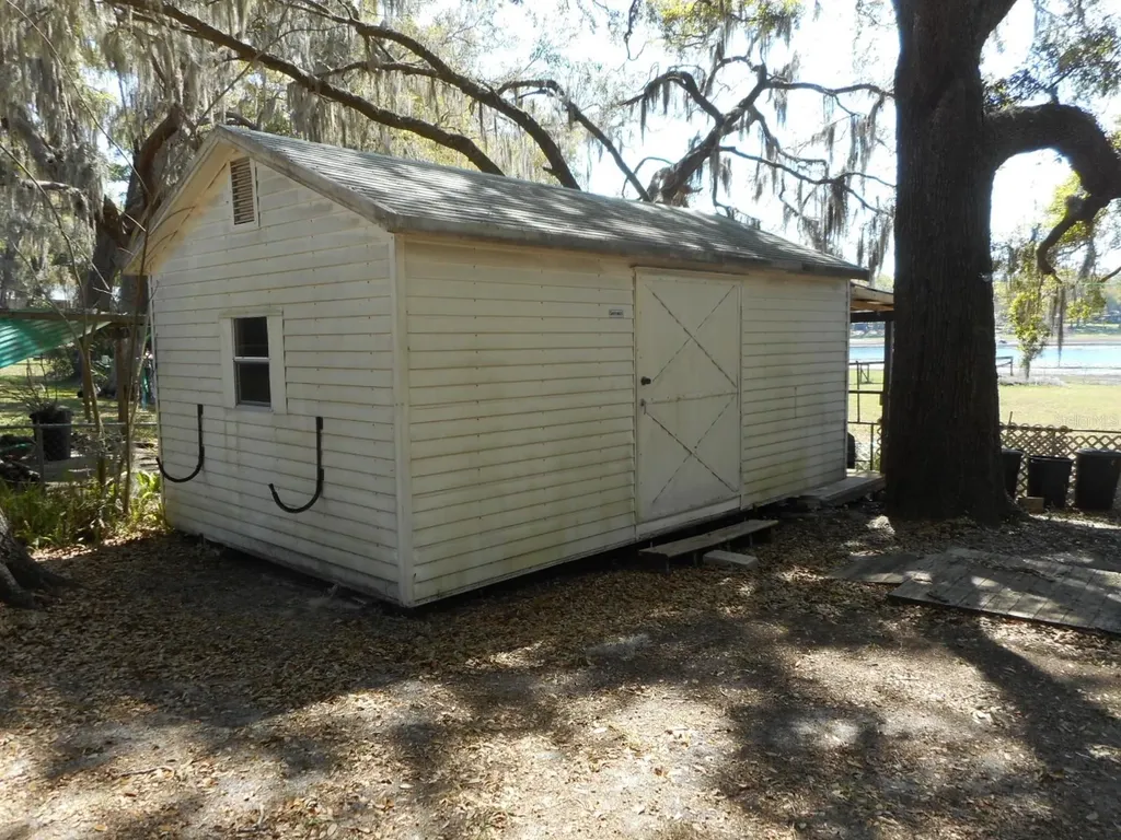 880 SW Shorewood Drive Dunnellon FL 34431