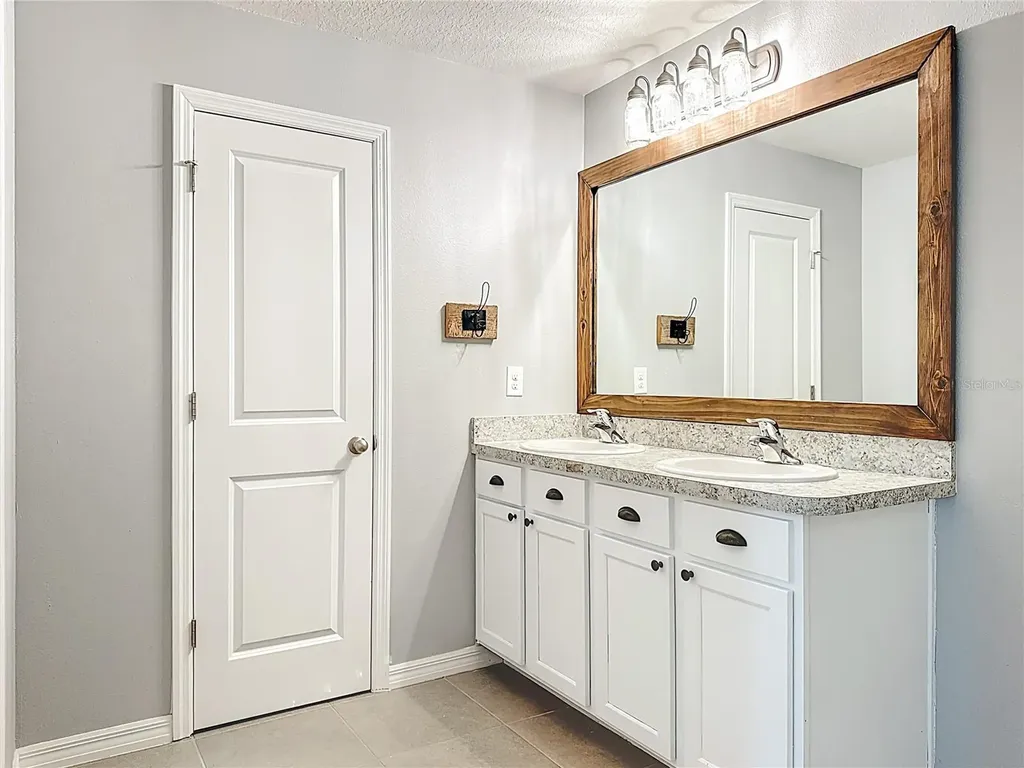 5202 San Palermo Drive Bradenton FL 34208