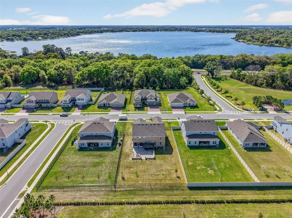 6070 Sierra Crown Street Mount Dora FL 32757