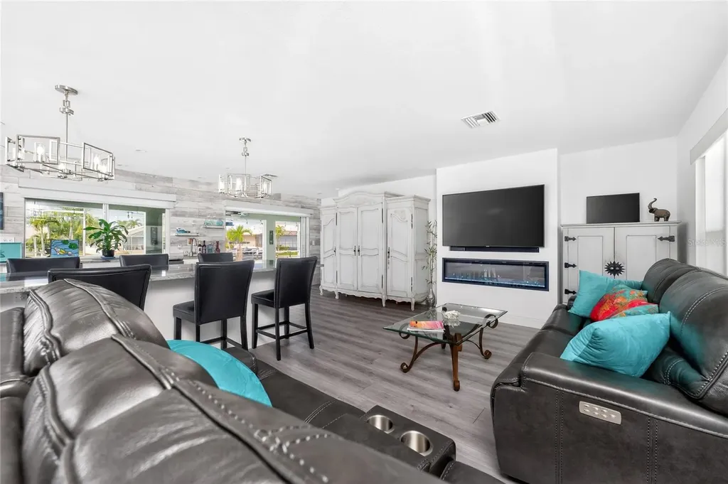 391 Via Esplanade Punta Gorda FL 33950