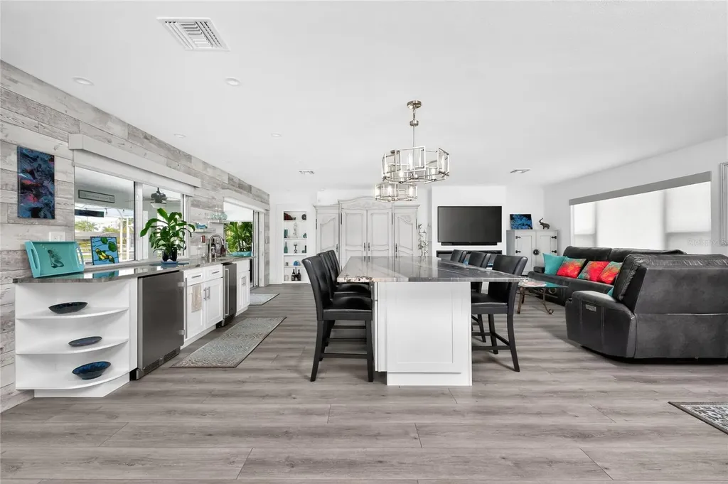 391 Via Esplanade Punta Gorda FL 33950