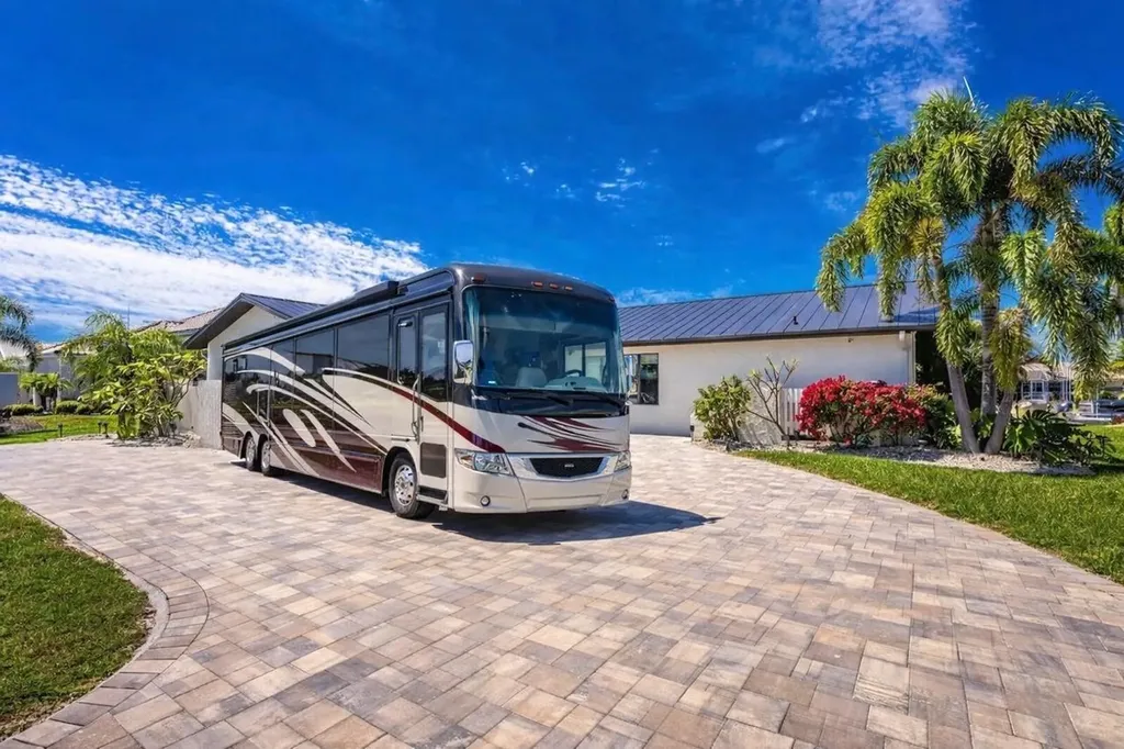 391 Via Esplanade Punta Gorda FL 33950