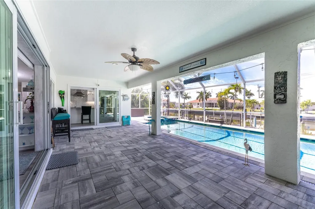 391 Via Esplanade Punta Gorda FL 33950
