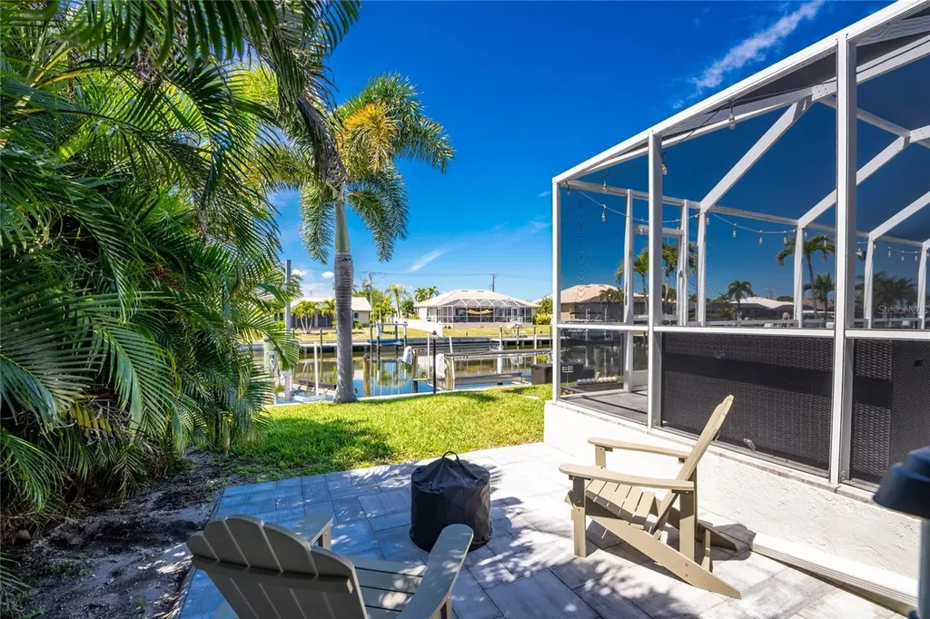 391 Via Esplanade Punta Gorda FL 33950