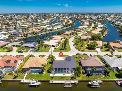 391 Via Esplanade Punta Gorda FL 33950