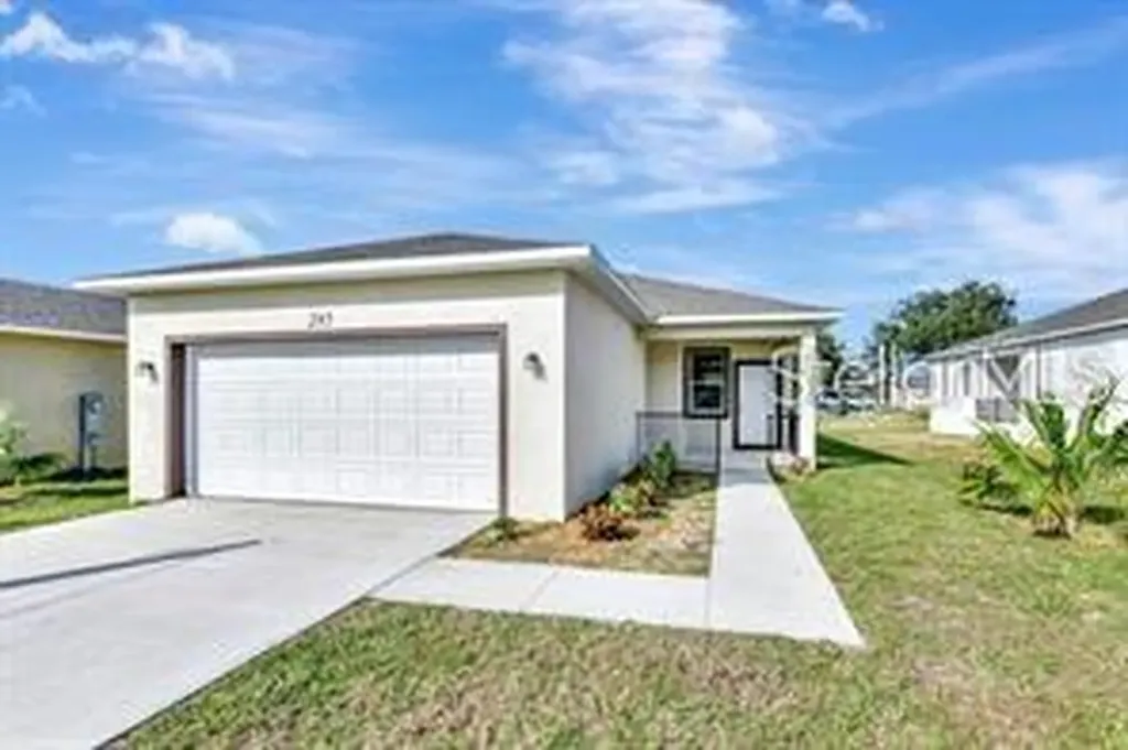 285 N Kentucky Avenue Umatilla FL 32784