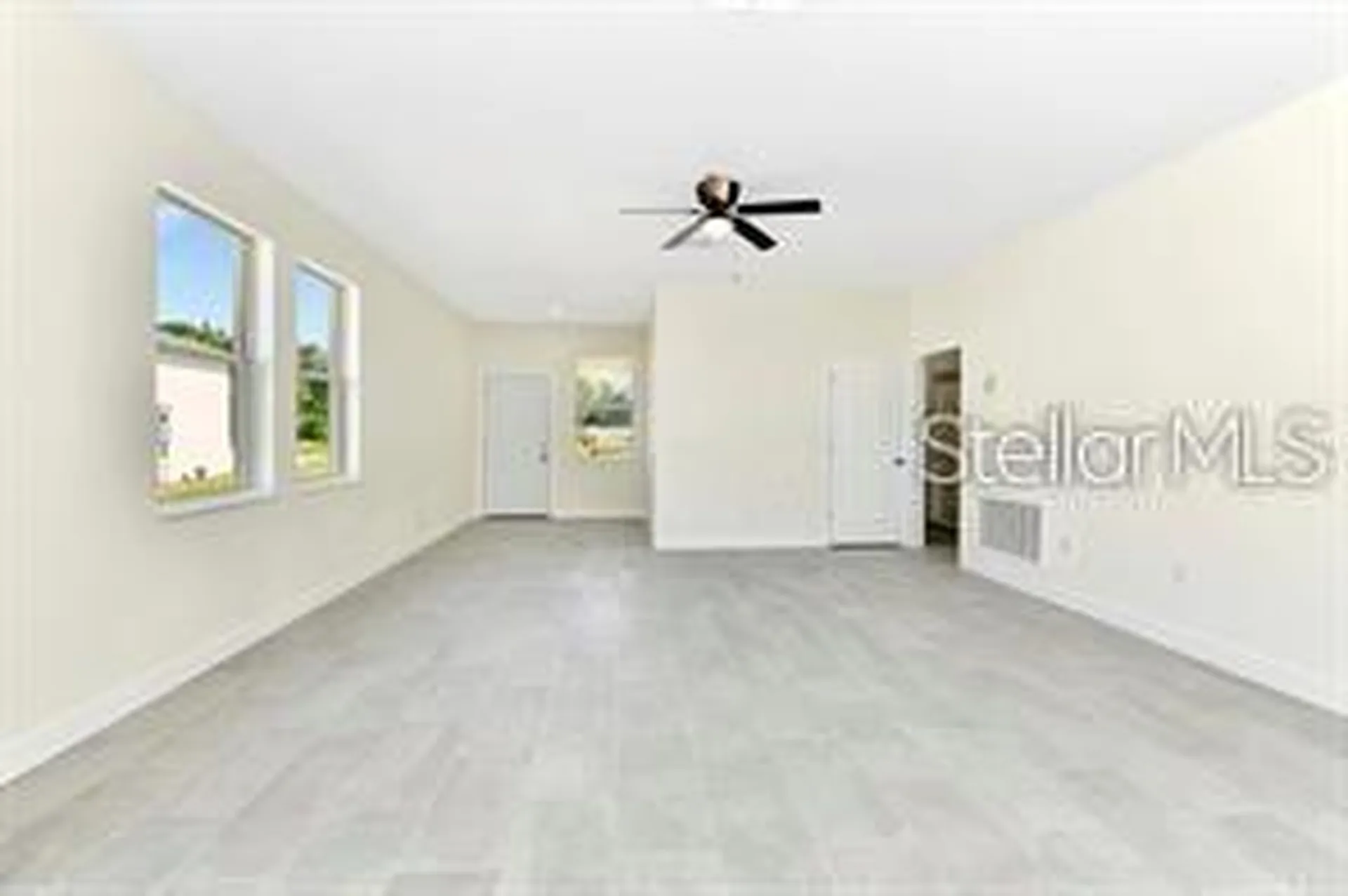 285 N Kentucky Avenue Umatilla FL 32784