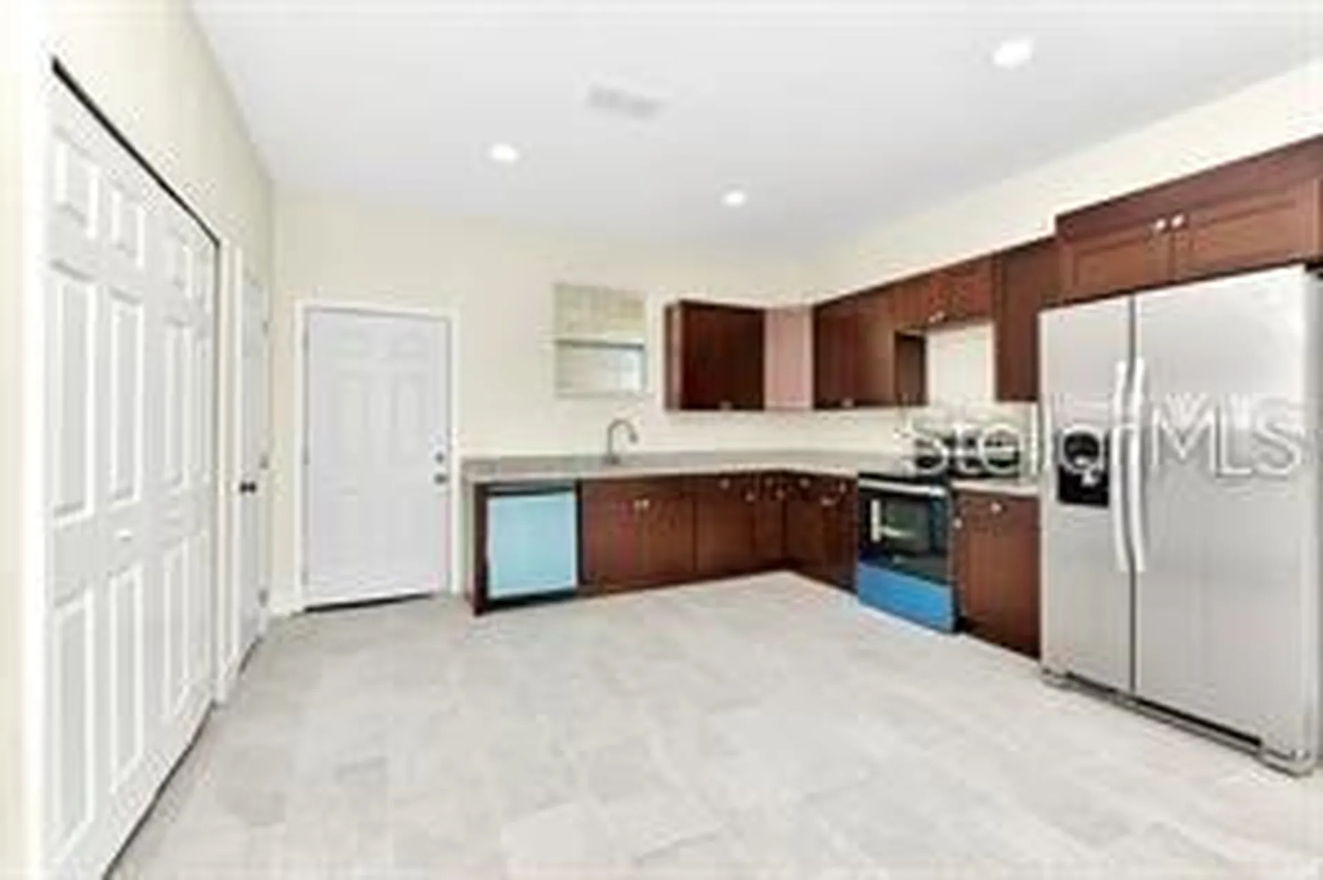 285 N Kentucky Avenue Umatilla FL 32784