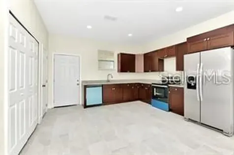 285 N Kentucky Avenue Umatilla FL 32784