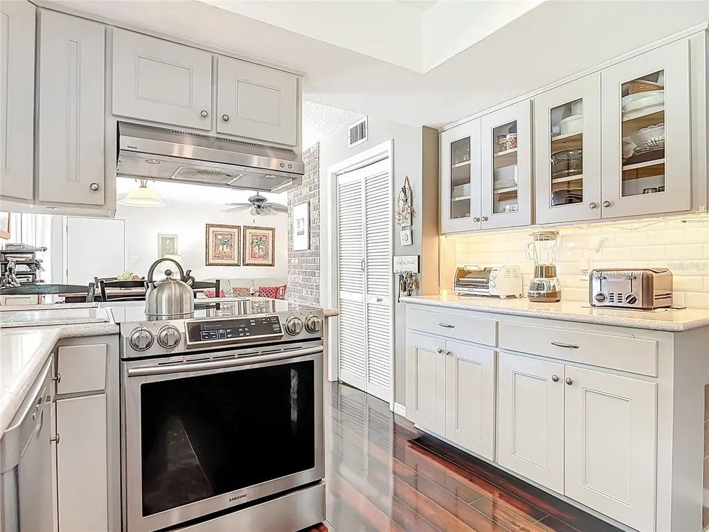 4525 Audubon Avenue De Leon Springs FL 32130