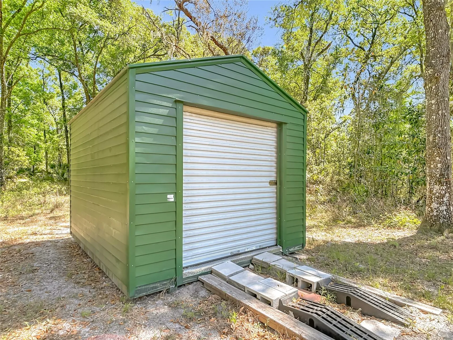 4525 Audubon Avenue De Leon Springs FL 32130