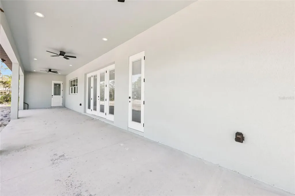 351 Mitnik Drive Deltona FL 32738