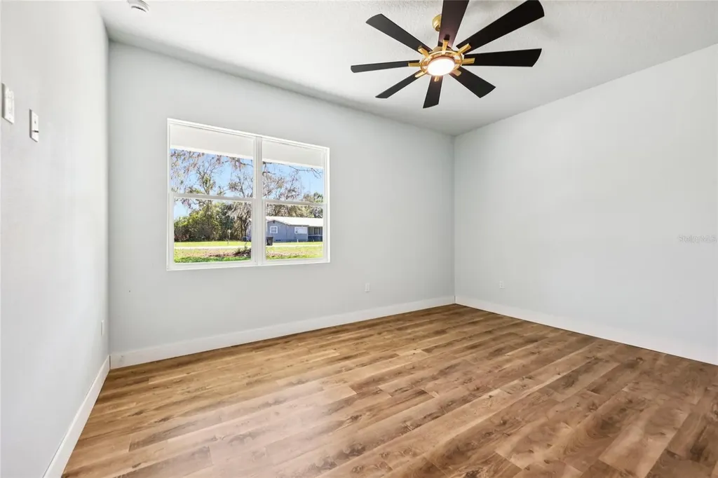 351 Mitnik Drive Deltona FL 32738