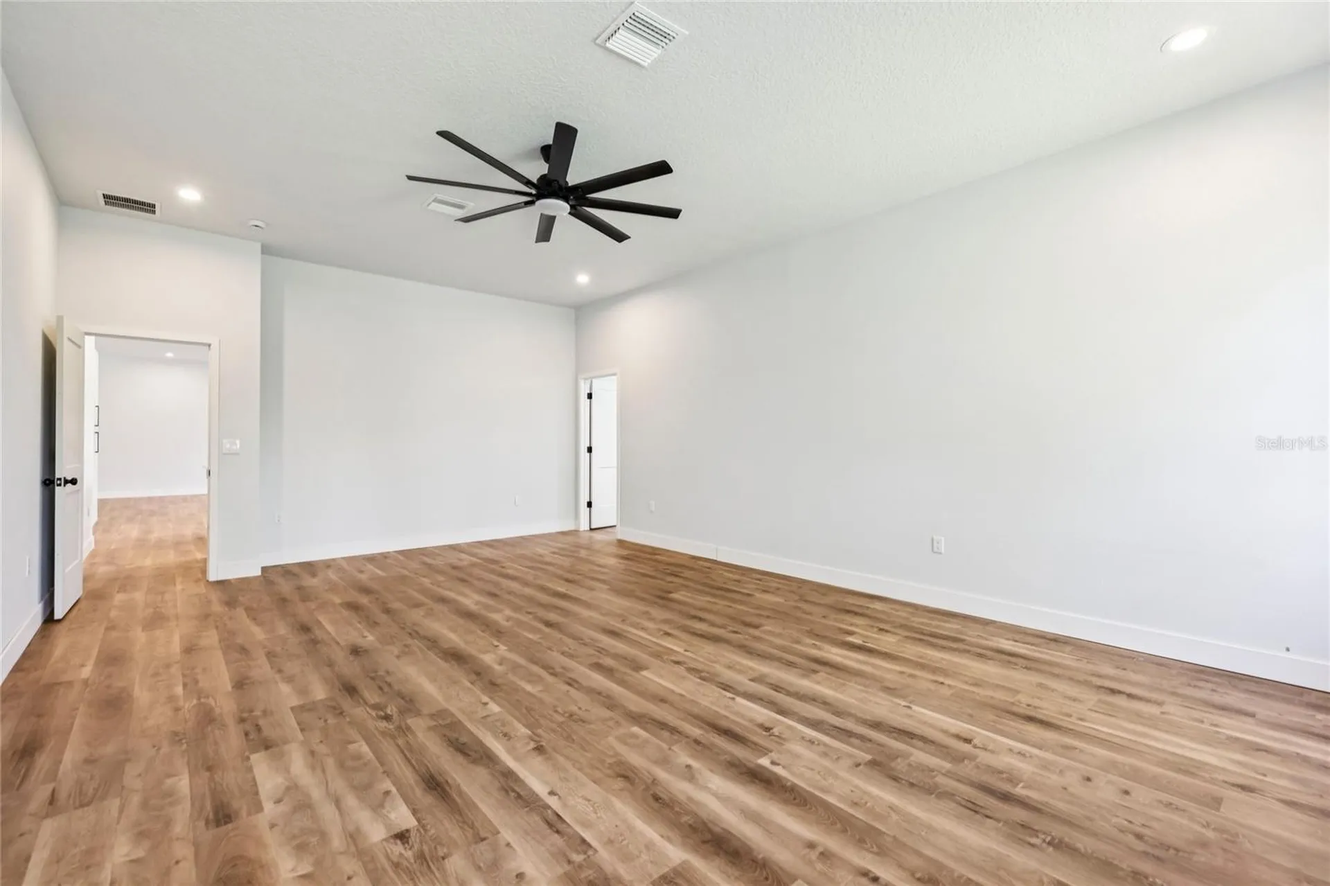 351 Mitnik Drive Deltona FL 32738