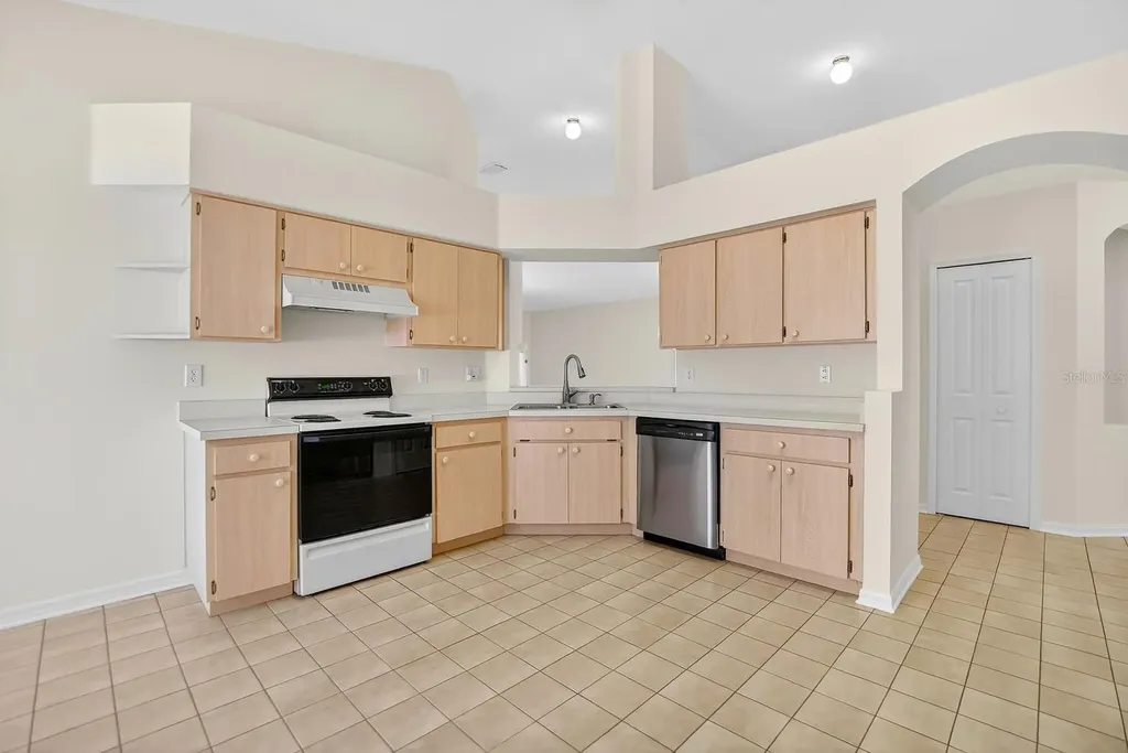 1633 Hulett Drive Brandon FL 33511