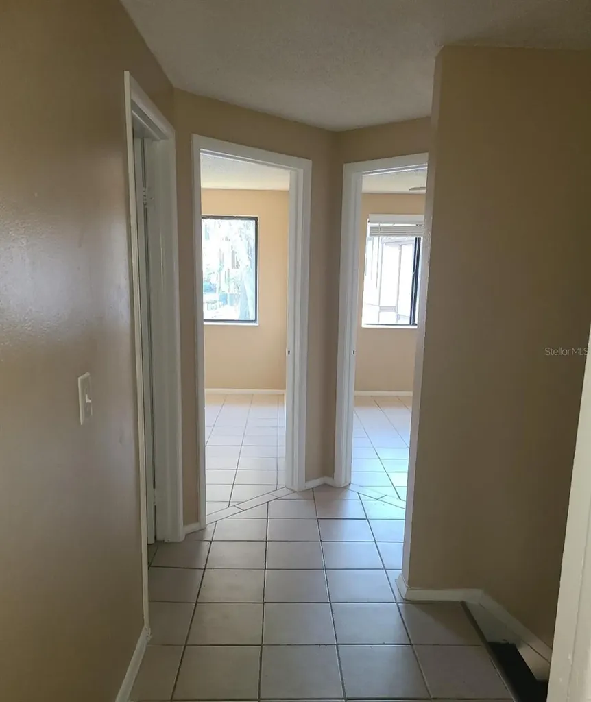 4910 Silver Oaks Village Orlando FL 32808