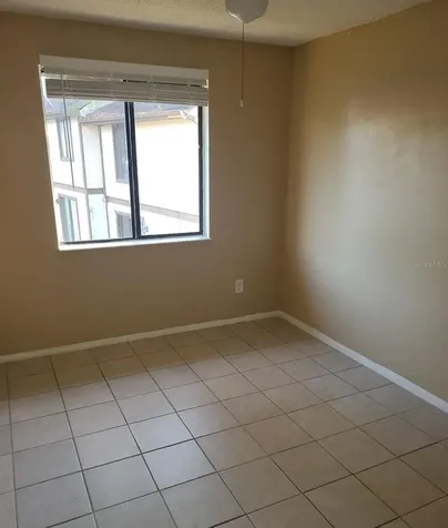 4910 Silver Oaks Village Orlando FL 32808