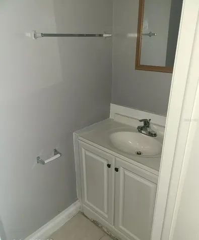 4910 Silver Oaks Village Orlando FL 32808