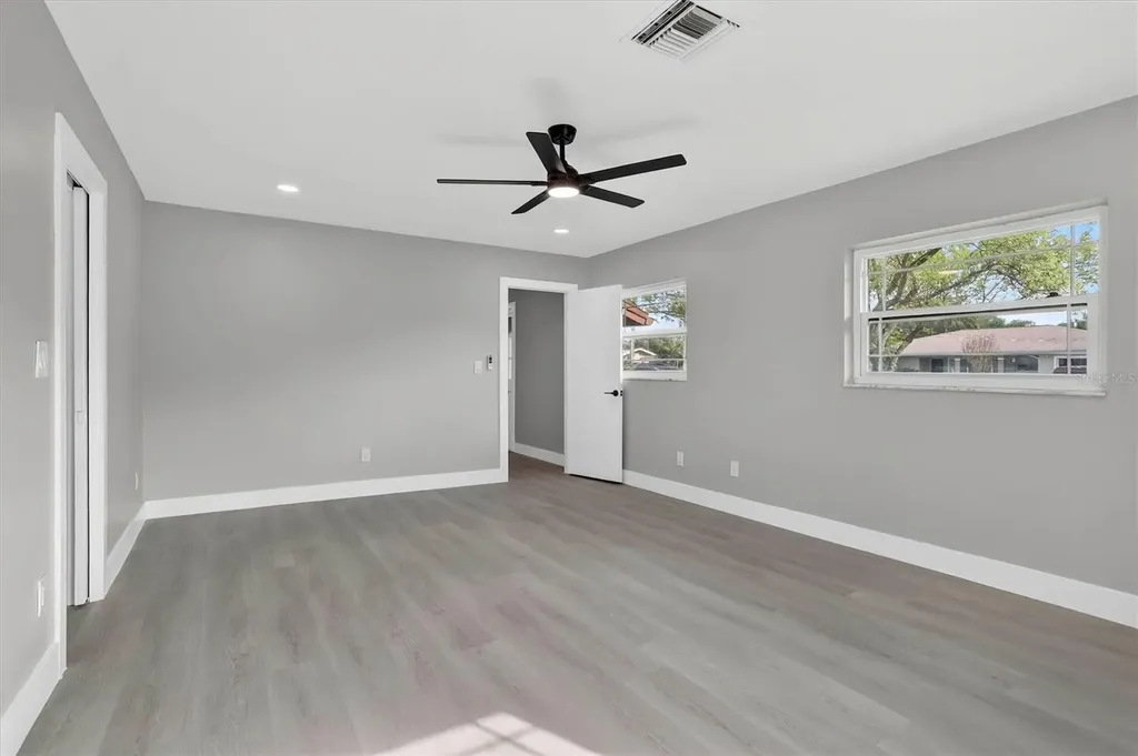 1658 Jeffords Street Clearwater FL 33756