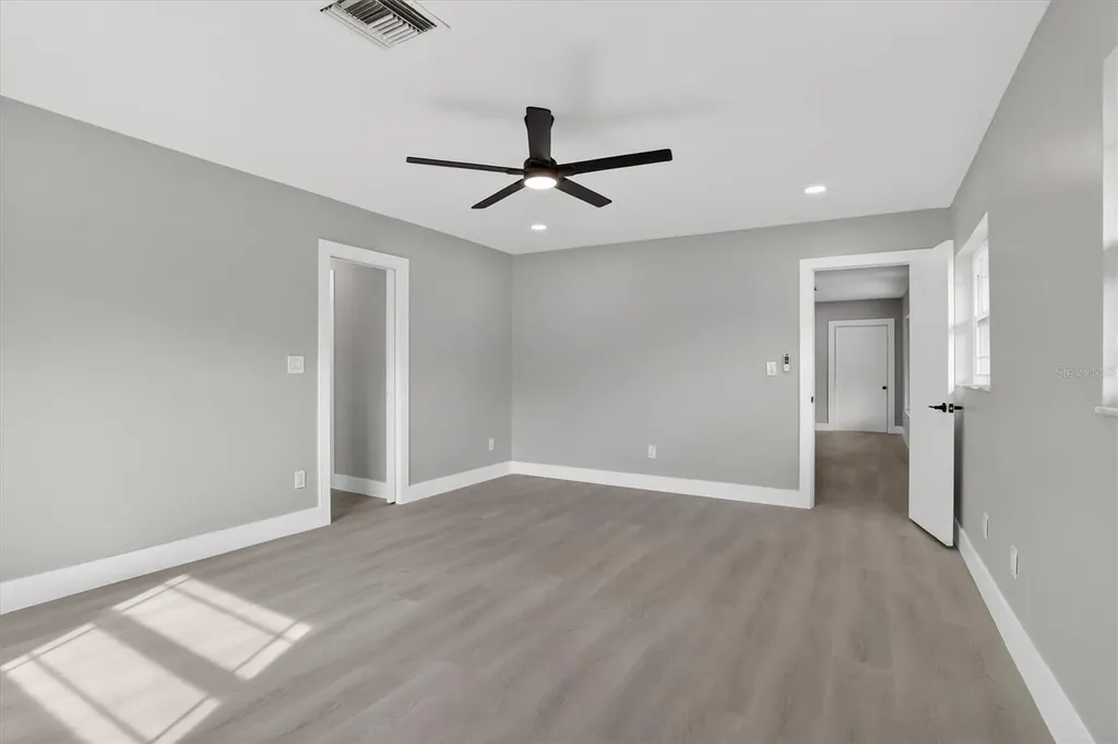 1658 Jeffords Street Clearwater FL 33756